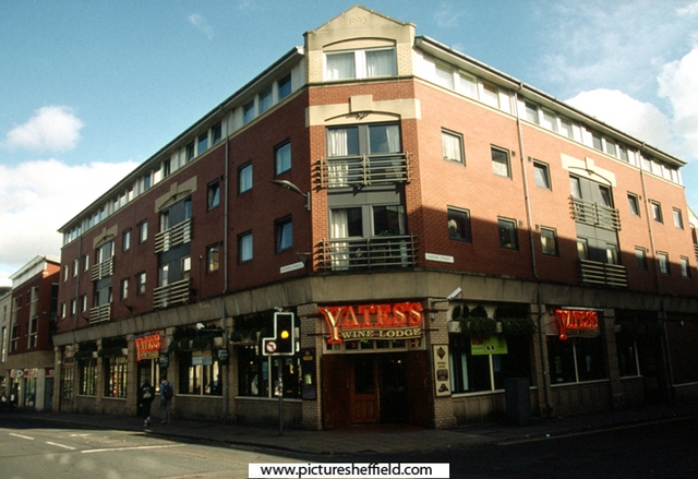 Yates Wine Lodge, Division Street and Carver Street