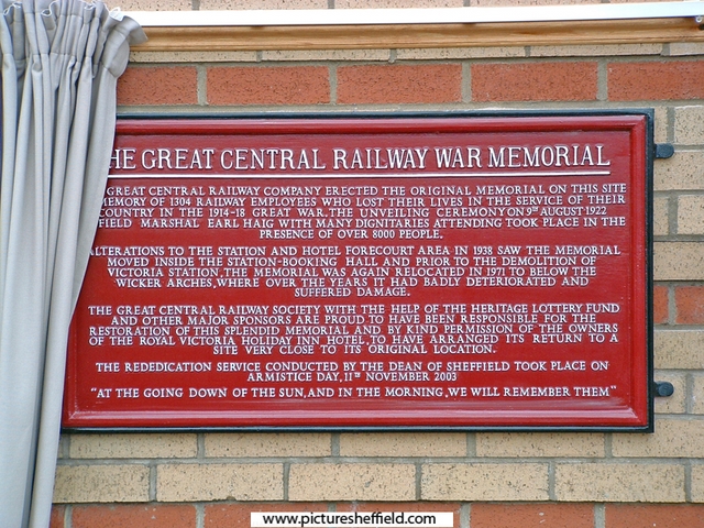 Plaque commemorating the rededication of the Great Central Railway war memorial