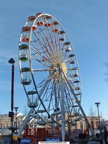 Big wheel in the Peace Gardens, Christmas 2003