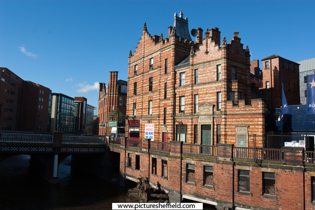 View North along River Don towards Lady's Bridge, showing Castle House, Royal Exchange Flats and Royal Victoria Buildings