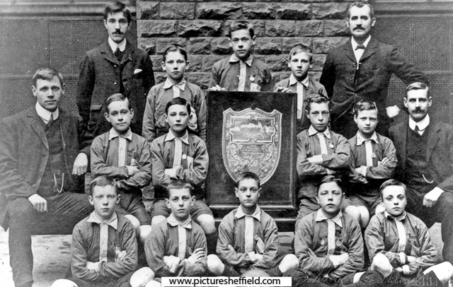 Burgoyne Road School football team in 1907.