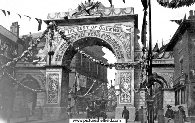 Queen Victoria's visit. Decorative archways at Barkers Pool