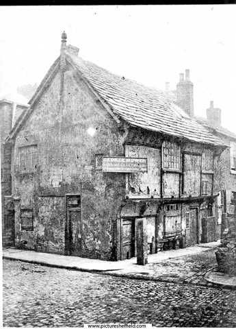 Old Queen's Head public house (formerly the Hall in the Ponds) No. 40 Pond Hill