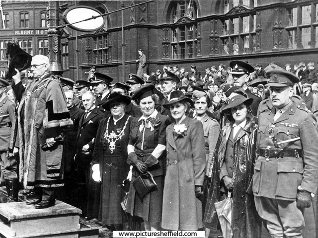 VE Day Celebrations outside the Town Hall. Lord Mayor George Ernest Marlow, left