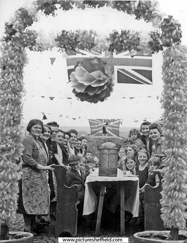 VE Day Celebrations on Greenland Road