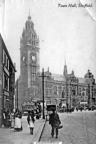 Town Hall and Queen Victoria Monument from Leopold Street