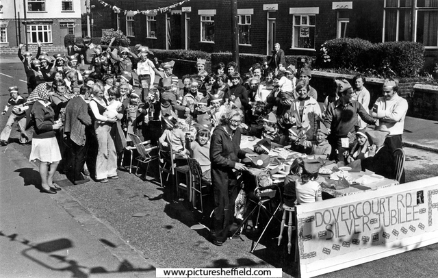 Queen Elizabeth II's Silver Jubilee, Dovercourt Road Street Party