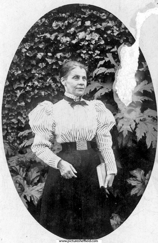 Unidentified Miss Parkin 1880-1900, exact identity unknown