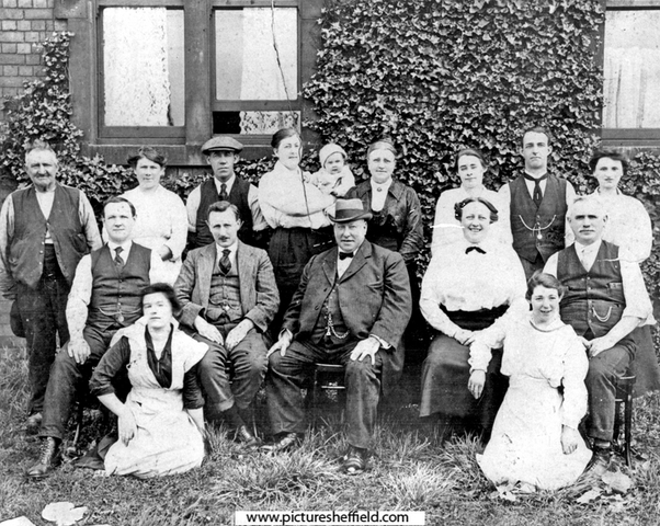 Members of staff, Plumpers Hotel, Sheffield Road, Tinsley