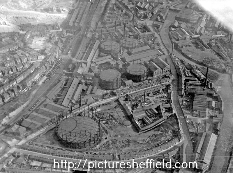 Aerial view - Neepsend Lane and Park Wood Road showing Sheffield Gas Company, L.N.E. Railway and River Don