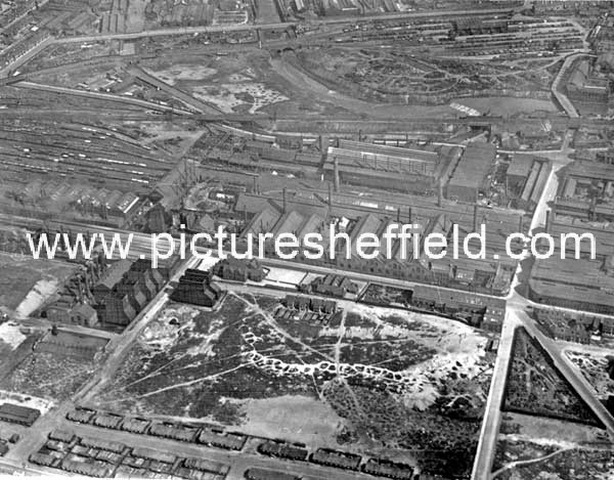 Aerial view - Atlas and Norfolk Works, Carlisle Street, Forncett Street, Carwood Road, Lyons Street, River Don and Muntion Huts on Munition Street(bottom of picture)