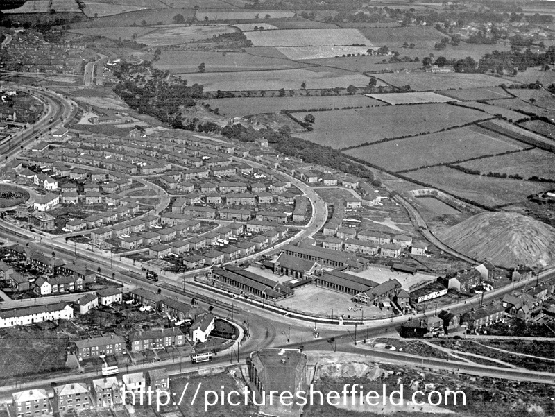 Aerial view - Manor Estate roads including Prince of Wales Road, City Road and Queen Mary Road showing Prince Edward Council School and Manor Picture House (bottom of picture)