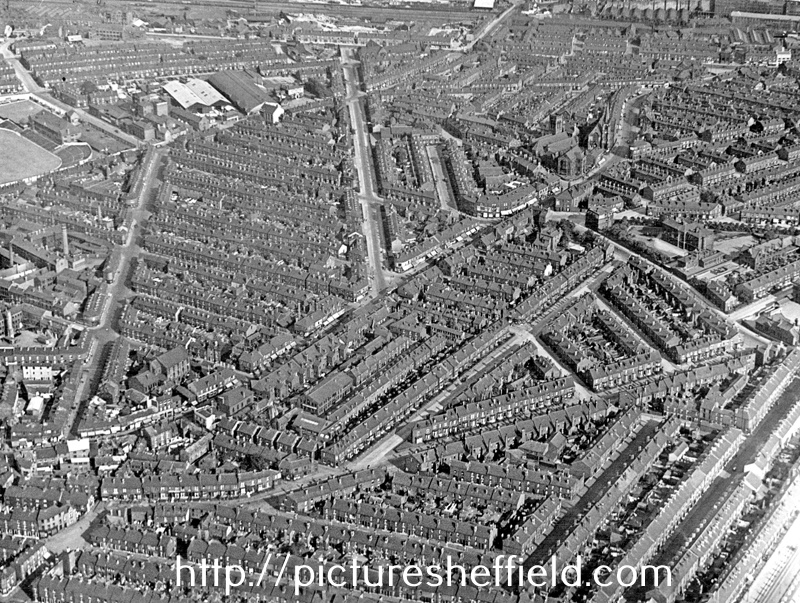 Aerial view -Highfield and Sharrow including Club Garden Walk and Sharrow Street, foreground, London Road, Hill Street and Alderson Road, centre, Bramall Lane and Football Ground, rear