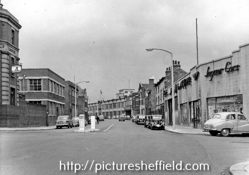 Brown Street photographed from Sidney Street looking towards Paternoster Row, Hatfield Ernest W. Ltd., garage, No. 55, Brown Street, right, Rutland Arms, left