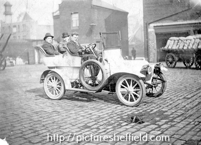1910 Beeston Humber. E.R. Bradley, W. Bradley and Harold Williams in William Stones' Cannon Brewery yard, Rutland Road