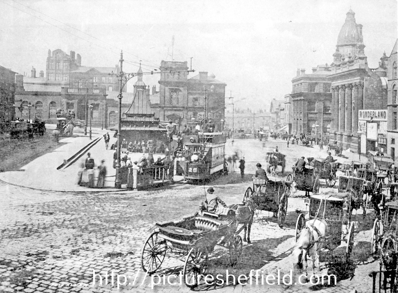 Fitzalan Square looking towards Fitzalan Market Hall and Haymarket 1895-1915, cab stand, foreground, Omnibus Waiting Room, centre, General Post Office (Haymarket), Birmingham District and Counties Banking Co. Ltd. and Wonderland entertainment boo