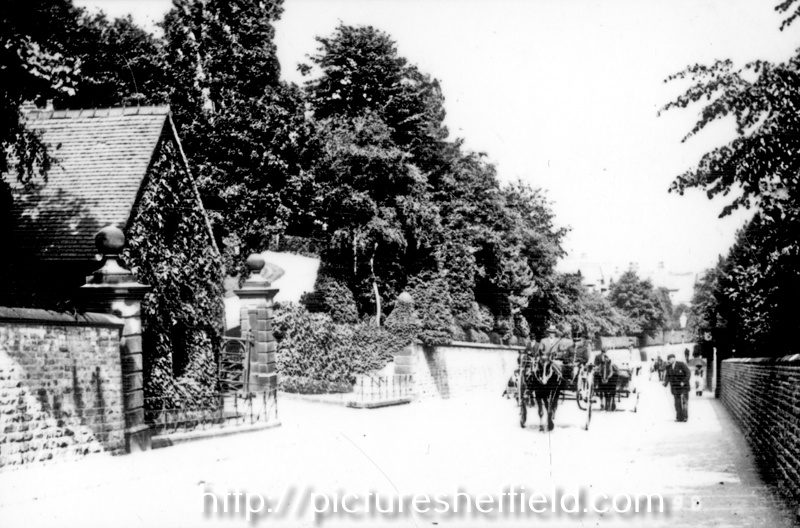 Manchester Road, Lodge belonging to Tapton Holt, left