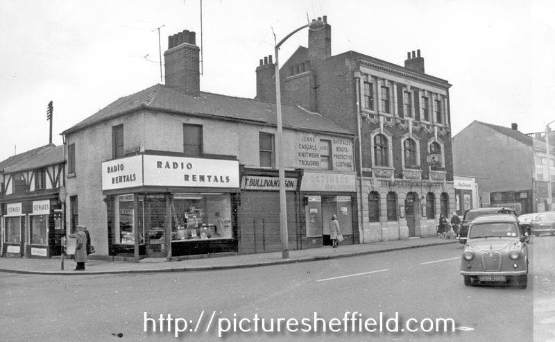 Junction of The Moor and Cumberland Street, No 135, Radio Rentals Ltd., No 141/143, Travellers' Rest public house