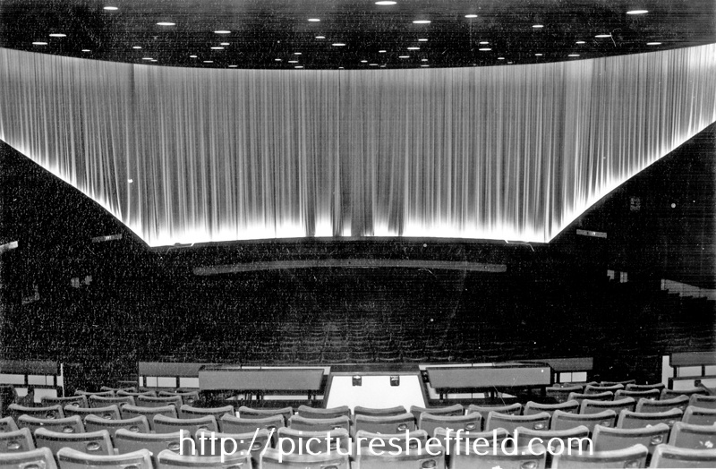 Interior of Cannon 1, original auditorium of the ABC Cinema, Angel Street. Opened as ABC Cinema, 18th May 1961. Became ABC 1-2 in September 1975. In May 1986, took over by the Cannon group and renamed Cannon 1-2, January 1987. Closed 28th July 1988
