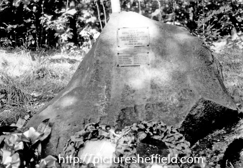 War memorial in Endcliffe Park to crew of U.S.A.A.F. bomber which crashed in 1944