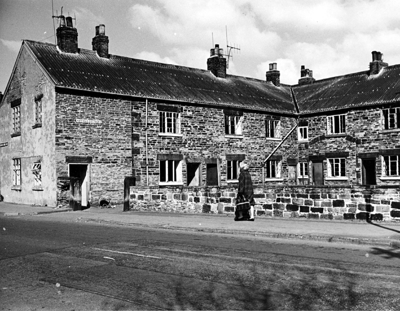 Nos. 1-6 (left to right), Hatfield Cottages, Hatfield House Lane at the junction of Sicey Avenue, Spring 1967