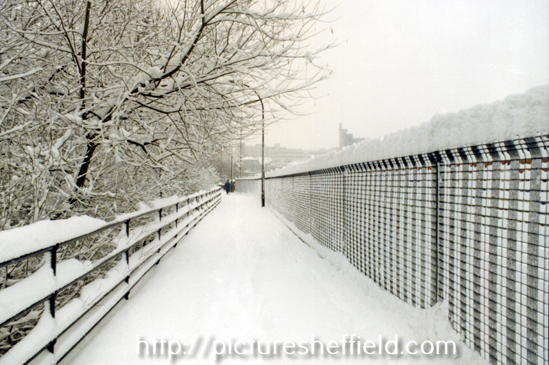 Snow on the Five Weirs Walk looking towards Castle Market