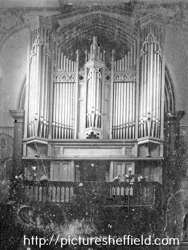 Church organ in St George's C. of E. Church, Brook Hill 