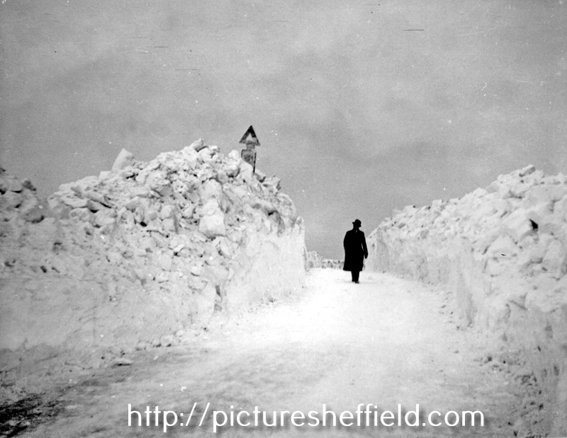 Snow, Roper Hill, Lodge Moor