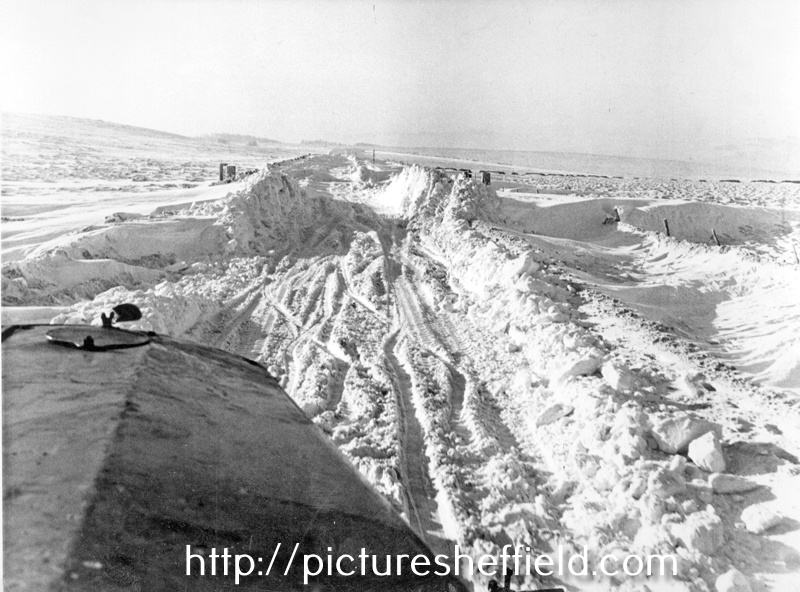 Snow clearing on Stony Ridge Road and the junction of Owler Bar Road looking South