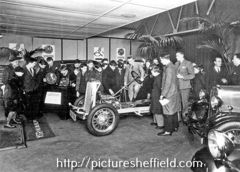 Interior of Walter Wragg Ltd., Motor Car, Motor Cycle, Agent Cycle Agent and Manufacturer