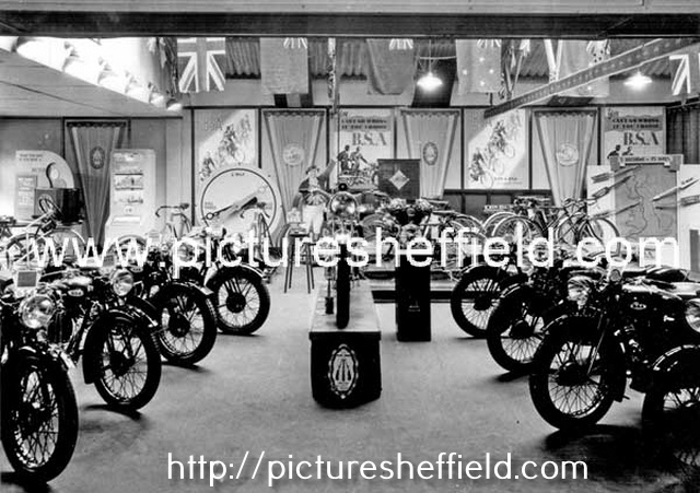 Interior of Walter Wragg Ltd., Motor Car, Motor Cycle Agent, Cycle Agent and Manufacturer