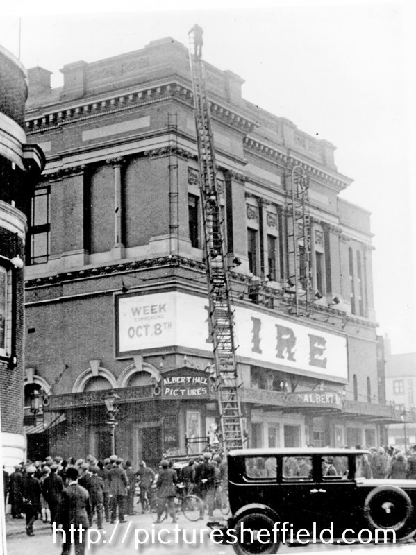 Publicity stunt at the Albert Hall, Barkers Pool. Opened 15 December 1873 as a concert hall. Began showing short films on a regular basis and from 17 June 1918 operated as a normal cinema. Destroyed by fire on 14 July 1937