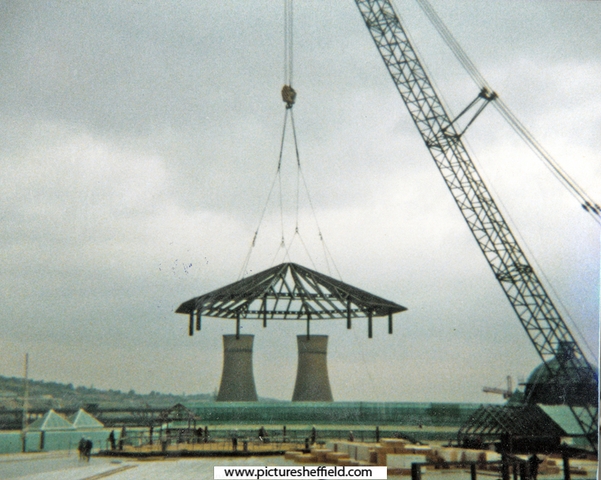 Lowering the framework of the dome onto Meadowhall Shopping Centre