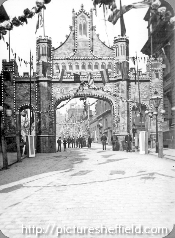 Decorative arch to celebrate Queen Victoria's visit, Commercial Street looking towards High Street