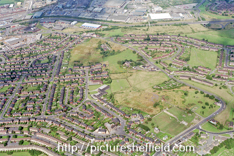Aerial view of Wybourn/Manor Park area. Manor Lane and Manor House ruins, right. Prominent roads on left include Boundary Road, Southend Road, Haslehurst Road and Maltravers Terrace