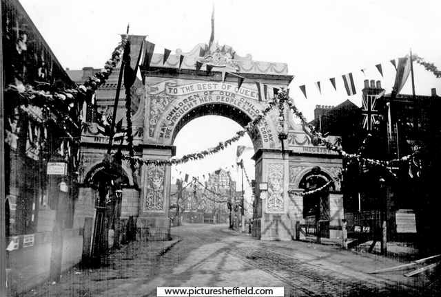 Decorations for royal visit of Queen Victoria at Barkers Pool looking towards Division Street