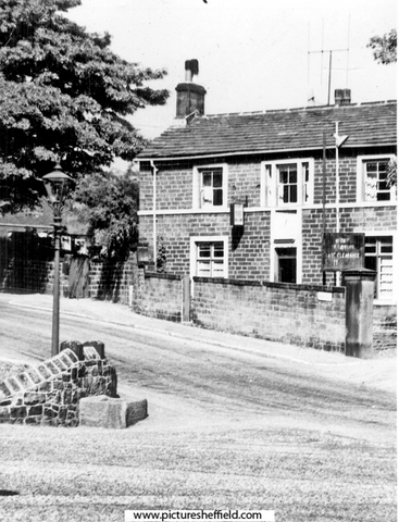 Dial House and horse trough, Ben Lane, Wadsley. So-called because of sundial, dated 1802 and the name Coopland. The owners at the time of this photograph were Dial House Social Club (from 1932).