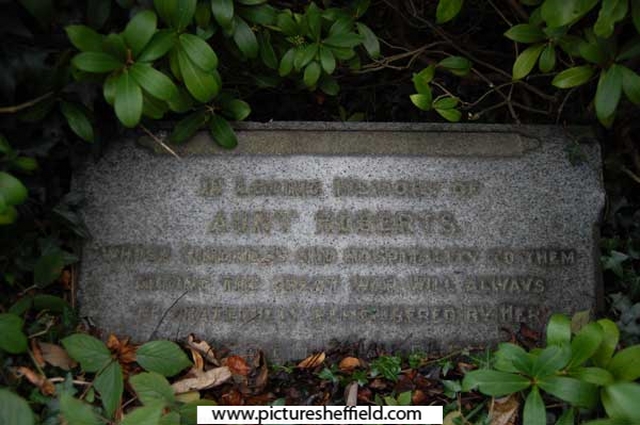 Aunt Roberts Memorial, Sheffield General Cemetery