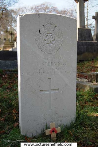 Memorial to Sapper (2072971) James Leslie Stubbings, Royal Engineers (5 Bomb Disposal Sec), 23 Sep 1940, aged 19,  Ecclesall Churchyard