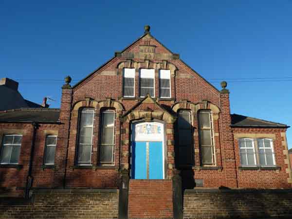 Henry Adams Memorial Hall, Kent Road, built in 1895 and known as Kent Road Chapel in 1896, at the time of this photograph a children's playgroup