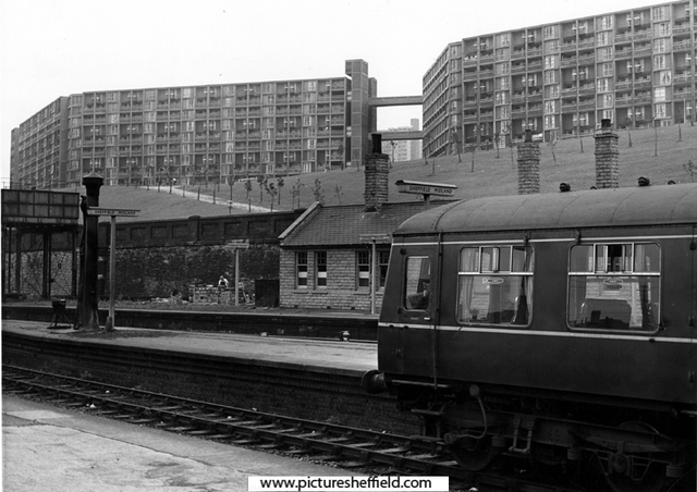 Sheffield Midland railway station, Sheaf Street  with Park Hill Flats in the background