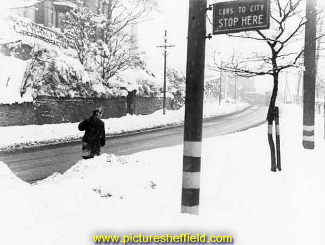 Chesterfield Road under snow