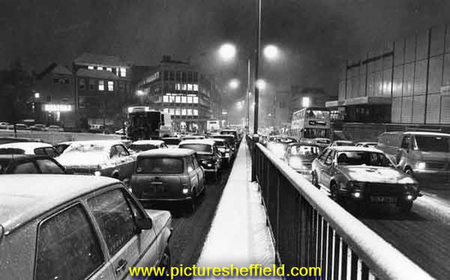 Traffic congestion on Arundel Gate during snow 