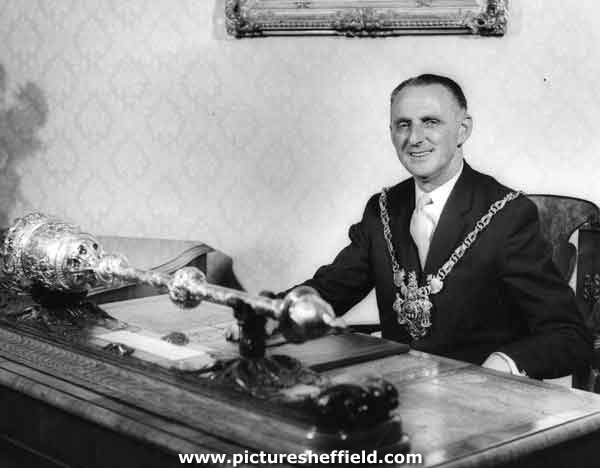 Alderman Harold Lambert OBE, Lord Mayor, 1967 - 68