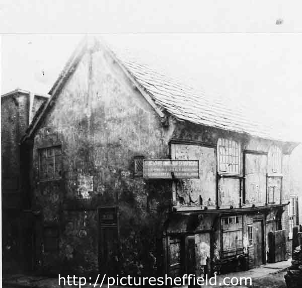 The Hall in the Ponds (latterly the Old Queen's Head public house), No. 40 Pond Hill c.1860