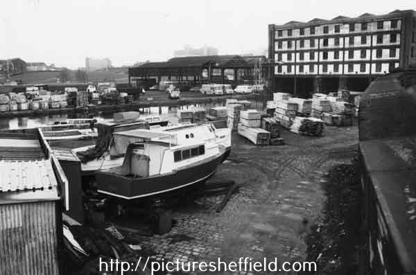 Canal Basin showing Straddle Warehouse (right)