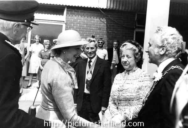 Princess Alexandra at the opening of extensions to the Northern General Hospital meeting (right) Lord Mayor, Councillor Gordon Wragg OBE, JP