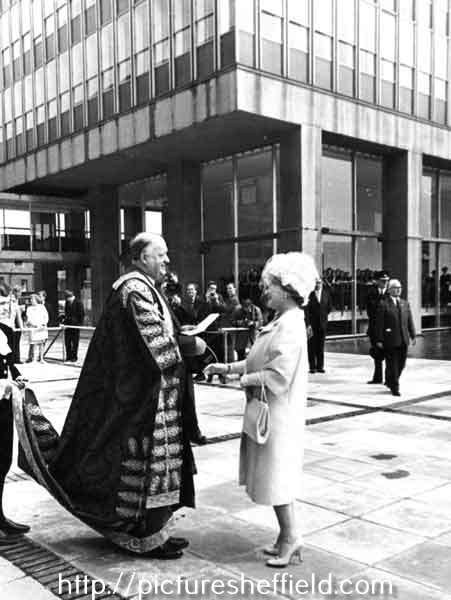 Elizabeth, Queen Mother opening the Arts Tower, University of Sheffield, Western Bank
