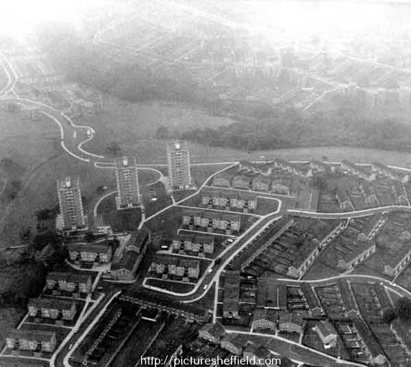 Aerial view of Gleadless Valley Housing Estate and Herdings Estate showing (centre) Raeburn Road, Morland Drive, Morland Close and Morland Place 