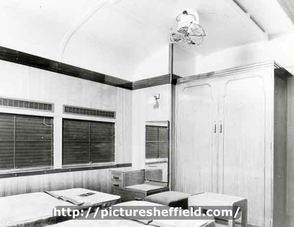Nigerian Railways, inspection car A.P. type 52, bedroom compartment built by Cravens Ltd., Acres Hill Lane, Darnall 